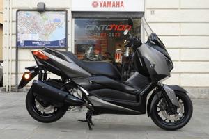 Yamaha X-Max 300