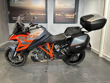 KTM 1290 Super Duke GT my16