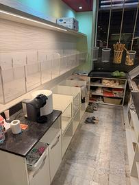 Arredamento Negozio ( Panetteria)