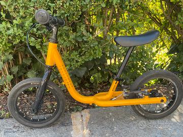 Balance bike BTWIN con freno