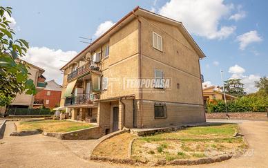 APPARTAMENTO IN POSIZIONE CENTRALE AD ANGUILLARA