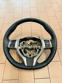 Volante in pelle Toyota Yaris
