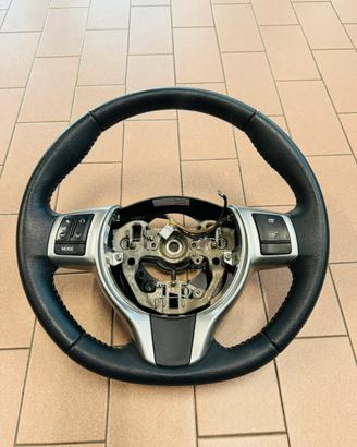 Volante in pelle Toyota Yaris