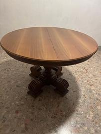 Tavolo rotondo in legno allungabile