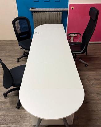 Scrivania  lunga per ufficio - IKEA - componibile