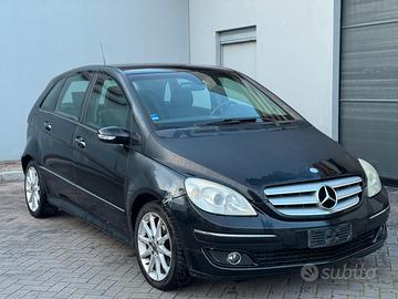Mercedes clase -B180