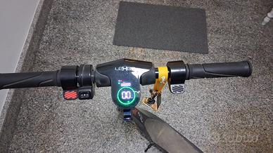 Monopattino batteria