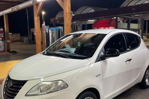 Lancia Ypsilon 0.9 Twinair 3^serie 2011