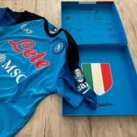 Maglia celebrativa calcio napoli