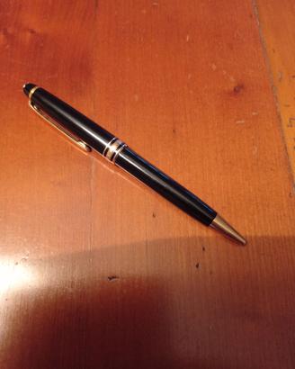 Penna a sfera MontBlanc Meisterstuck