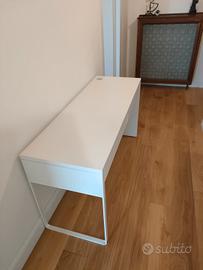 Scrivania bianca Ikea