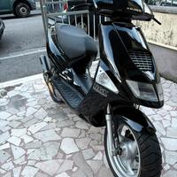 aprilia sr 50 replica