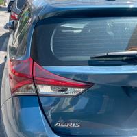 Fanali posteriori sinistro Toyota Auris Hybrid