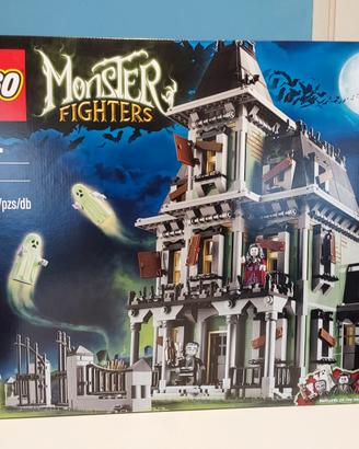 Lego Monsters Fighters Hounted Hause 10228