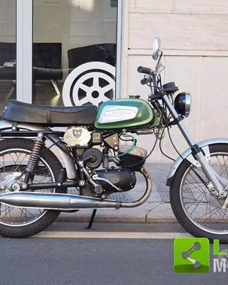 AERMACCHI -HARLEY DAVIDSON 125 DE LUXE