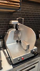 Affettatrice ristorante  con lama nuova da 30