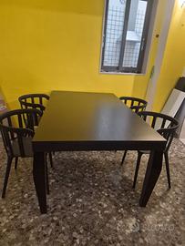 tavolo e sedie