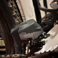 Gruppo completo sram force axs