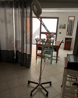 lampada per estetisi