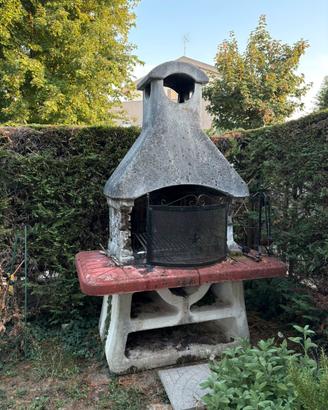 Barbecue/caminetto da giardino