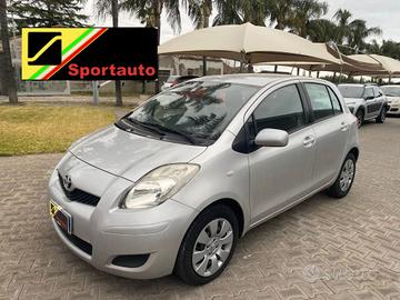 TOYOTA Yaris 1.3 5 porte Sol