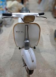Piaggio Vespa 50 Special