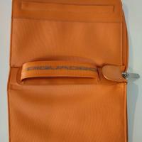 agenda organizer Piquadro in tessuto arancione