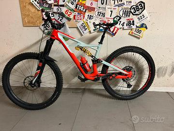 Specialized Enduro 27,5 Sworks M Carbon Ohlins