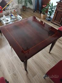 Tavolo di mogano 120*120 allungabile 8/10 posti
