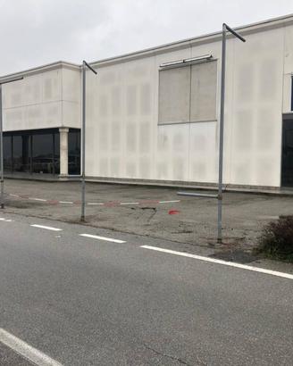 Immobile di 1190 m² con più di 5 locali a Castelle