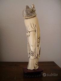 Statua antica. Cina. Okimono