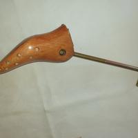 Allargascarpe forma in legno da calzolaio vintage 