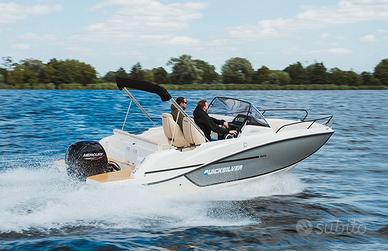 Quicksilver 605 Sundeck