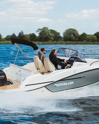 Quicksilver 605 Sundeck