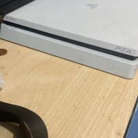 PlayStation 4 perfettamente funzionante