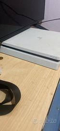 PlayStation 4 perfettamente funzionante