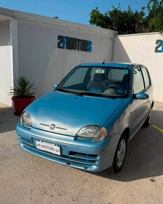 Fiat 600 1.1 Active (class)