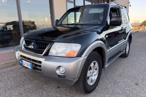 Mitsubishi Pajero 3.2 16V DI-D 3p. GLX GANCIO TRAI