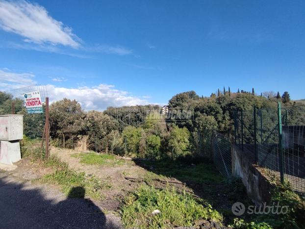 Terreno edificabile al centro del paese