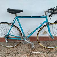 Bici bicicletta corsa Colnago sport Emerald 