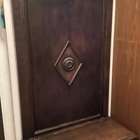 Attaccapanni con cassapanca in legno tinta noce