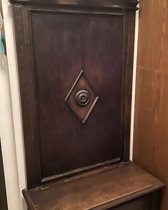 Attaccapanni con cassapanca in legno tinta noce