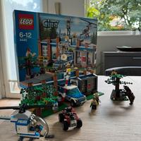 LEGO® City Stazione Polizia Forestale