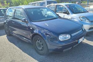 VOLKSWAGEN GOLF 1.6 BENZINA