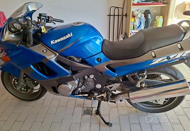 kawasaki zzr 600