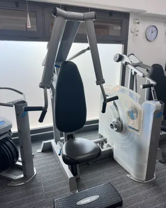 NAUTILUS CHEST PRESS ONE