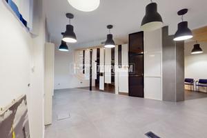 UFFICIO RISTRUTTURATO CON POSSIBILITA' CAMBIO D'US