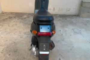 Scooter Gilera Storm 