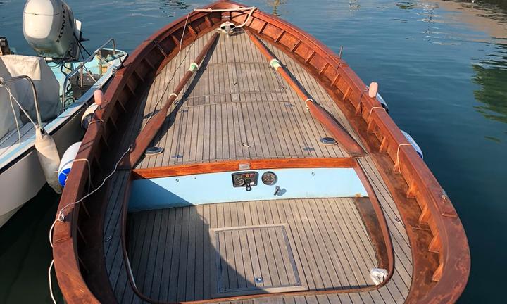 Gozzo ligure in legno