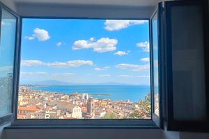 Trilocale - vista mare - 275000